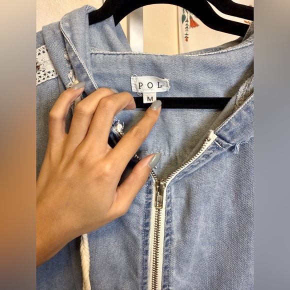 NEW POL Denim Studded Balloon Sleeve Hoodie Shacket - Picture 8 of 9